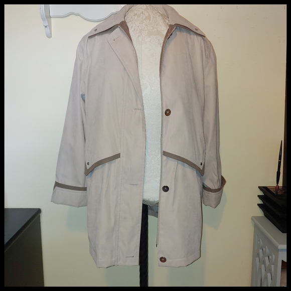 Liz Claiborne Trench Coat Medium - Picture 2 of 7